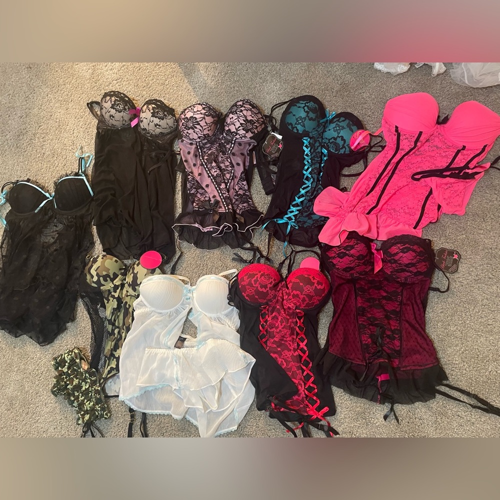 Lingerie 9 Sets & Tights